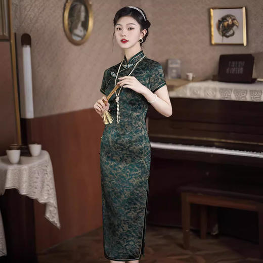 HQ2024年春夏新款改良旗袍国风日常修身新中式旗袍厂家一件代发女装 商品图1