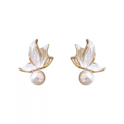 JZ简约气质小香风白色滴油珍珠耳钉女2024新款欧美复古耳环百搭耳饰 商品图4