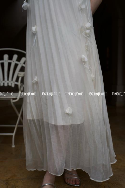 【门店同款】ENJOY夏季浪漫-羽毛花朵压褶吊带裙 157312432 商品图3