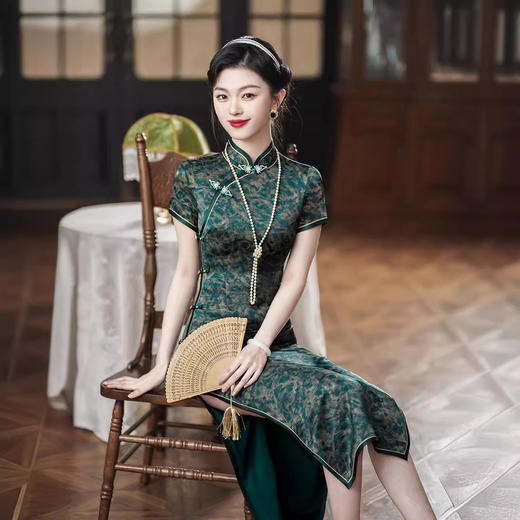 HQ2024年春夏新款改良旗袍国风日常修身新中式旗袍厂家一件代发女装 商品图4