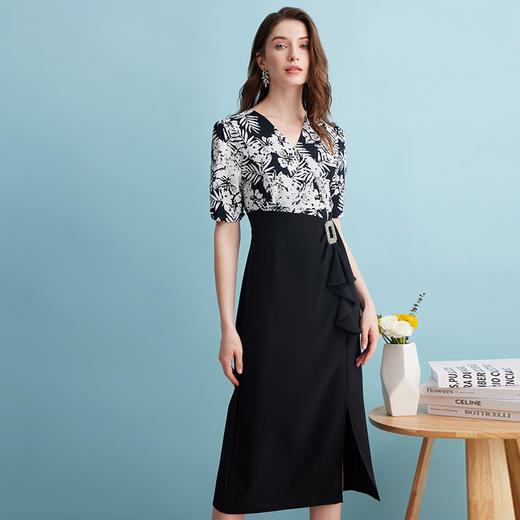 EITIE爱特爱夏季新款假两件印花收腰包臀开叉优雅通勤连衣裙B2407344 商品图1