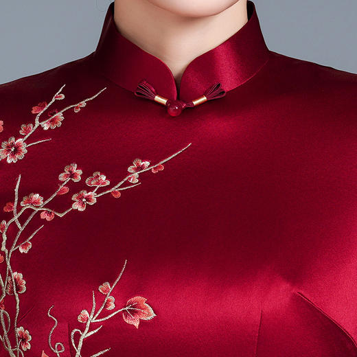 HYX新款刺绣改良旗袍连衣裙 喜婆婆婚宴礼服 妈妈装敬酒服高贵春夏 商品图2