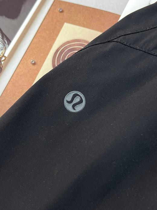 点此购买 lululemon夏季女士运动短裤 ly 285711 商品图14