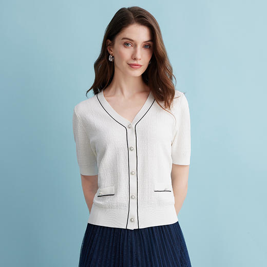 EITIE爱特爱夏季新款舒适轻薄透气V领修身显瘦短袖针织衫开衫B2401308 商品图11