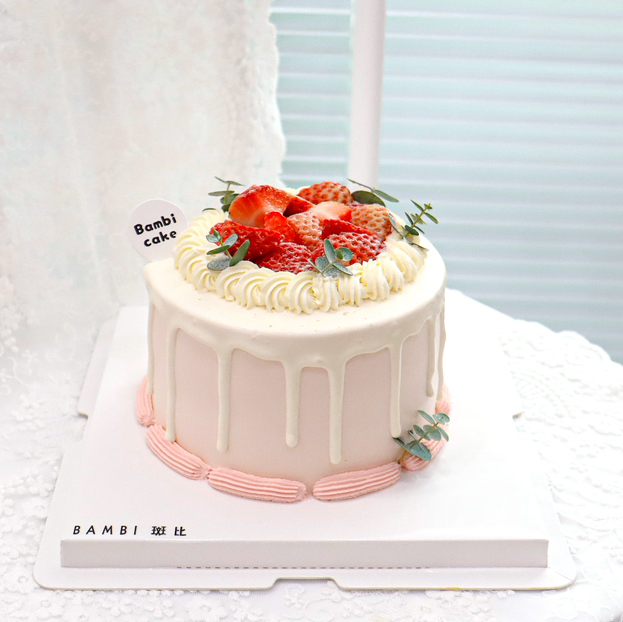 草莓淋面cake