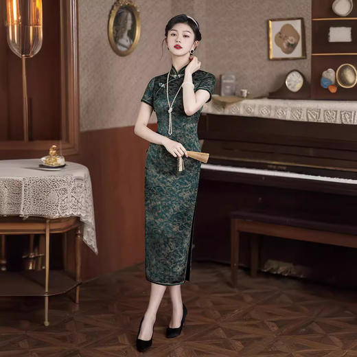 HQ2024年春夏新款改良旗袍国风日常修身新中式旗袍厂家一件代发女装 商品图0