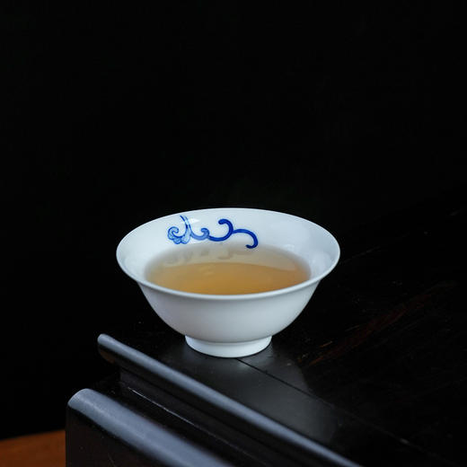 【特价】海棠明心杯青花单杯 陶瓷茶杯主人杯单个装茶杯品茗杯 商品图5