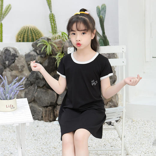 【夏日好眠，公主睡裙】莫代尔针织面料，穿着若无其事。薄如蝉翼，柔如风絮。女童夏季睡裙，温柔如你的梦。 商品图4