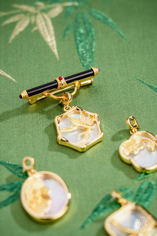 三生石·正念 梅兰竹菊贝母万能扣多用吊牌胸针 商品图3