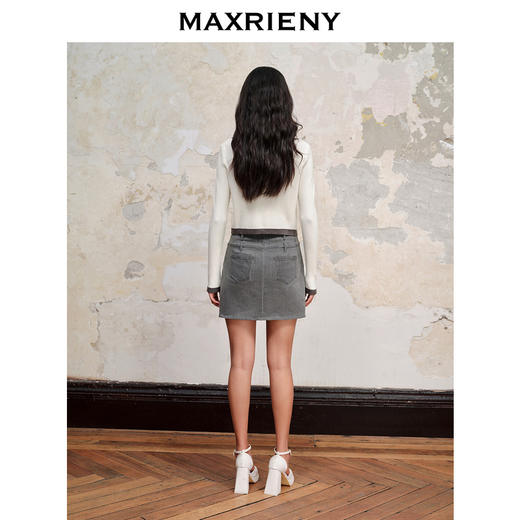 【商场同款】MAXRIENY国风新中式修身针织毛衫修身上衣格雷系穿搭(货号:MC88SW515) 商品图3