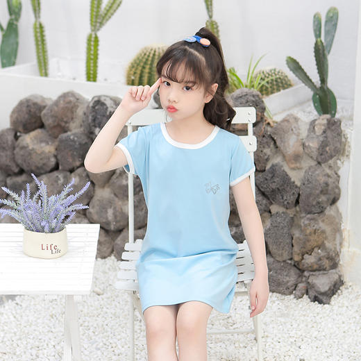 【夏日好眠，公主睡裙】莫代尔针织面料，穿着若无其事。薄如蝉翼，柔如风絮。女童夏季睡裙，温柔如你的梦。 商品图5