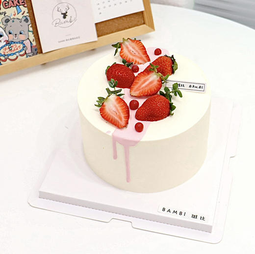 草莓粉淋面蛋糕 商品图1