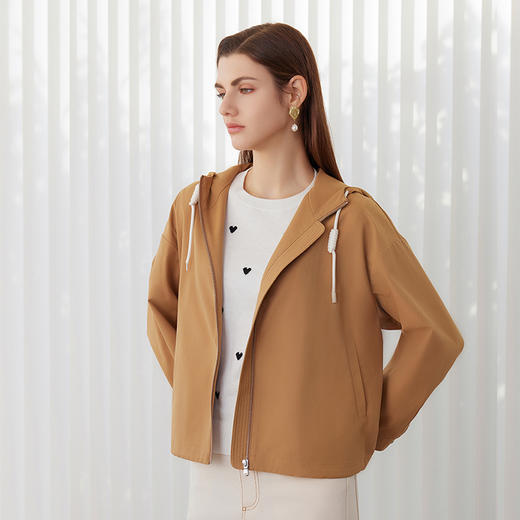 【短款夹克外套】2024夏季新款时尚外套春秋季节必备舒适柔软简约款 商品图2