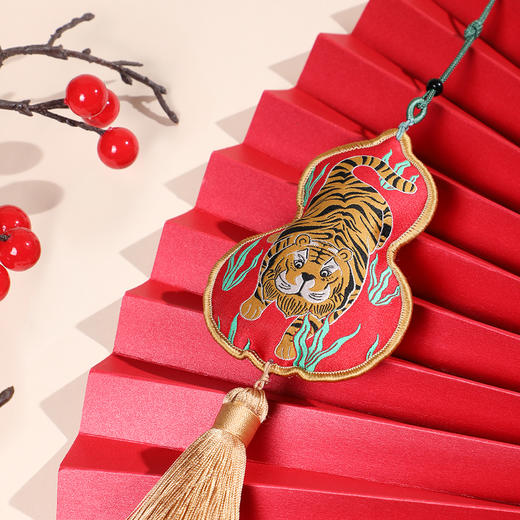 《萌虎下山》香包 东方花香 商品图1