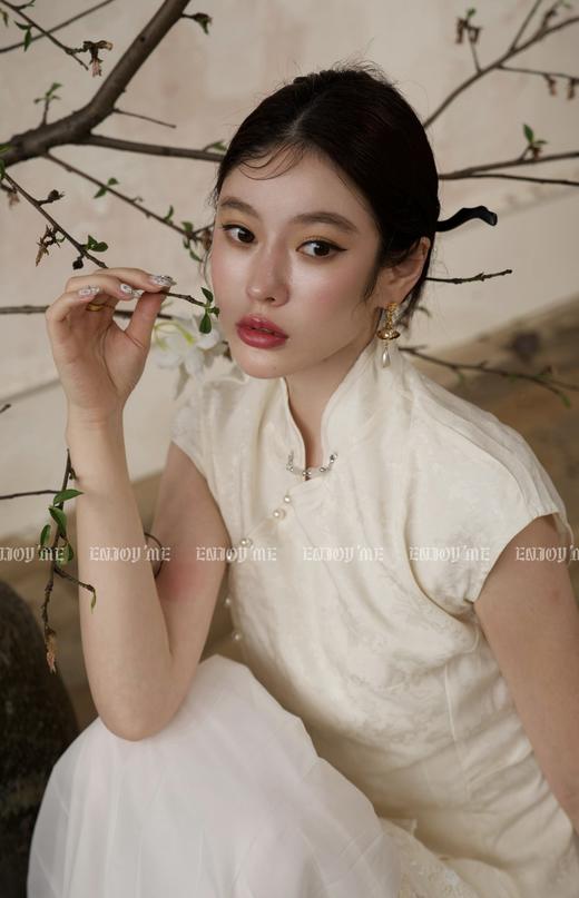 【门店同款】ENJOY夏季云敛-清欢珍珠扣立领上衣 157343271 商品图2