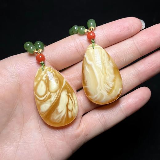 44836蜜蜡吊坠-缅珀圆珠水滴项链 商品图0