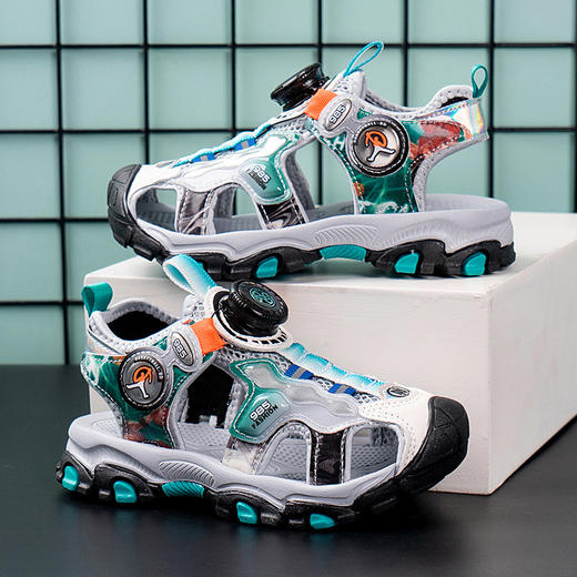 男童凉鞋夏季新款旋转纽扣儿童包头沙滩鞋男孩子中大童软底鞋 商品图2