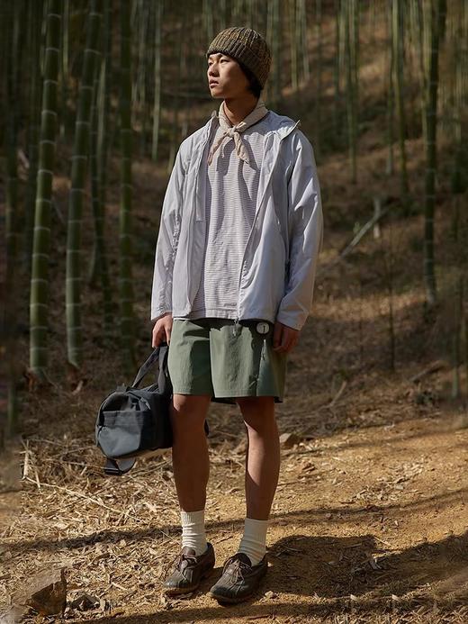 步履不停/4B23095C/户外登山海边防晒衫透气连帽反光防晒服 商品图2