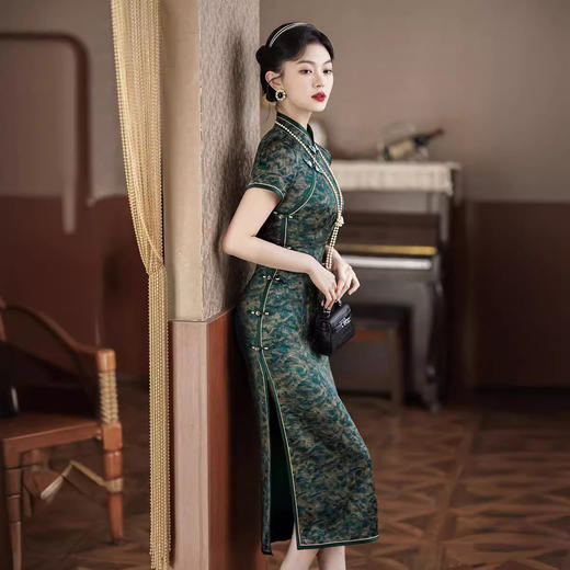 HQ2024年春夏新款改良旗袍国风日常修身新中式旗袍厂家一件代发女装 商品图3