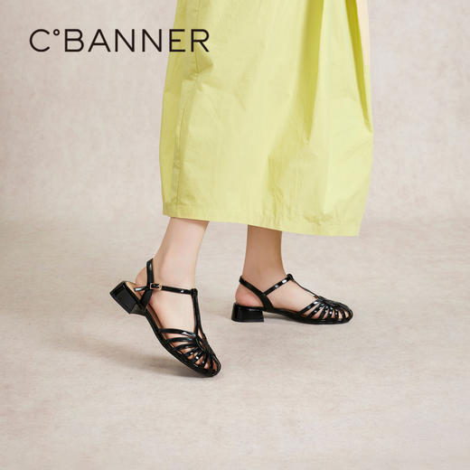 千百度银色罗马凉鞋女款夏季猪笼鞋时尚编织低跟时装凉鞋A24350163 商品图0