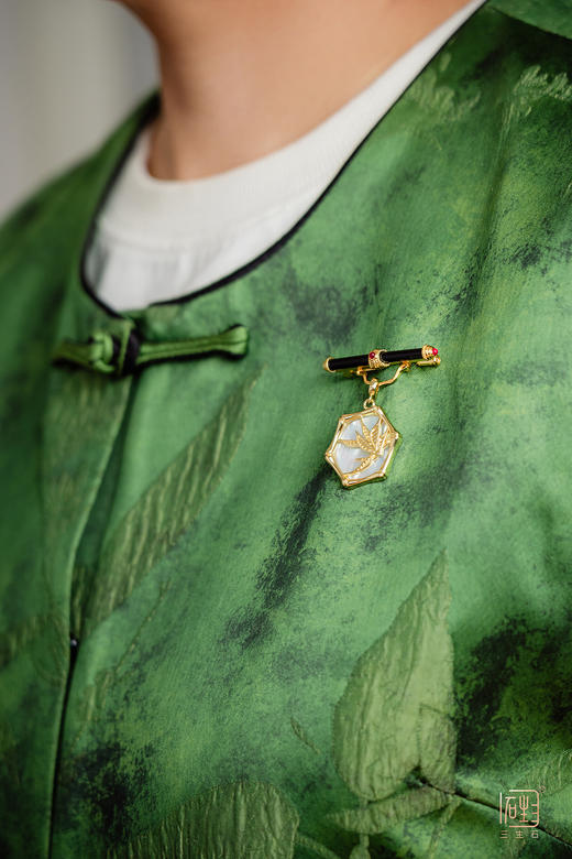 三生石·正念 梅兰竹菊贝母万能扣多用吊牌胸针 商品图1