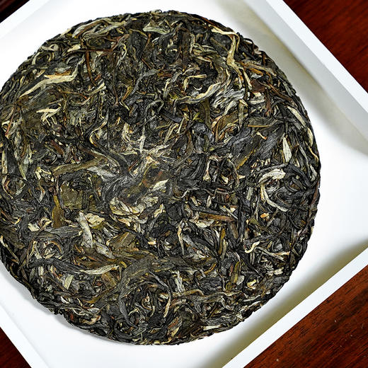 【旧庙】2023年头春易武300年古树茶普洱茶生茶 性价比极高！357g/饼，5饼/提 商品图2