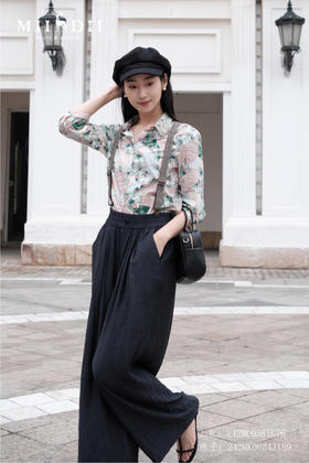 今天我是卖报的小行家，穿梭在绿意盎然的街道