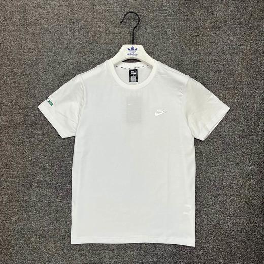 男圆领短袖T1006 商品图1