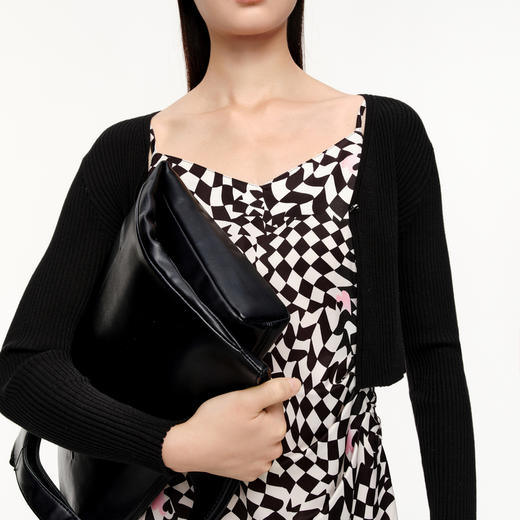 【积分换购不退货】【特惠不退货】伊芙丽毛针织衫1E8131321 商品图1