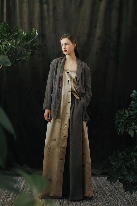 Mutedance  灰棕色柞丝西装外套 商品图2