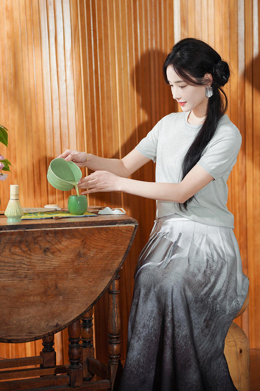 逸红颜明月优选 #『青山套装』山为墨水为镜,春夏松弛禅意 云水蓝套装,山羊绒桑蚕丝羊毛 商品图9