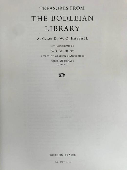 牛津大学图书馆珍宝图集 36幅彩色插图 精装8开带书匣 商品图3