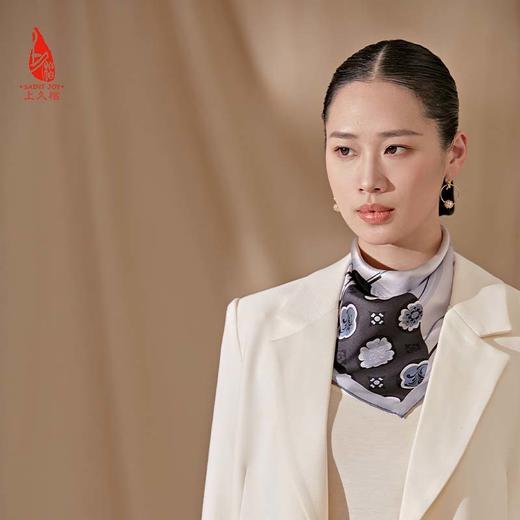 SAINTJOY/上久楷 女式真丝方巾   螺钿笙丝巾 FJS23054 商品图1