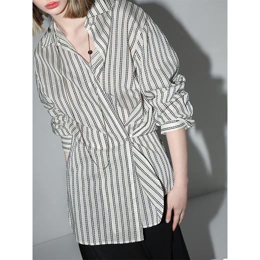 COCOBELLA设计感解构多穿法提花条纹薄衬衫气质遮阳衫SR0032 商品图1