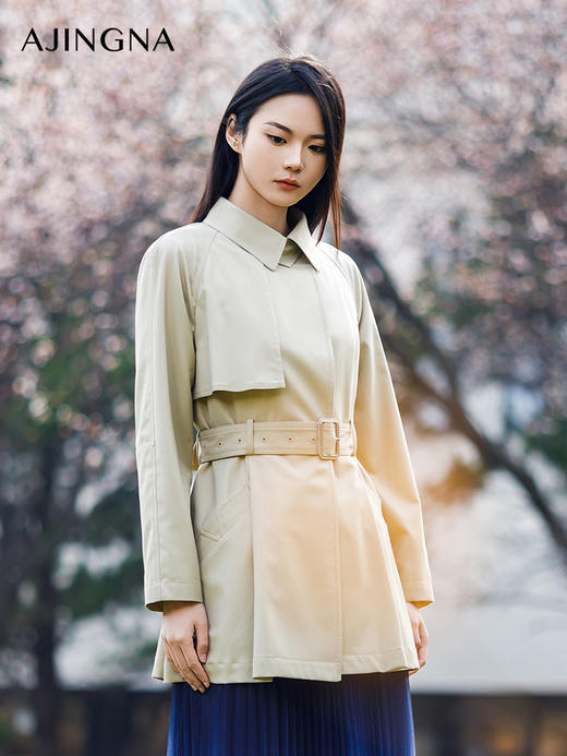 【商场同款】阿菁娜2024春季新款收腰翻领扣风衣外套A29C105001 商品图4