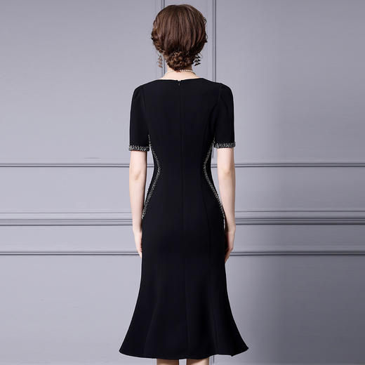 ZL-2296黑色连衣裙高端奢华气质手工钉钻V领包臀鱼尾裙 商品图2