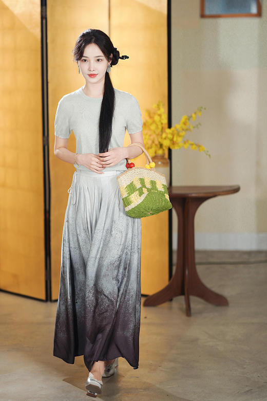 逸红颜明月优选 #『青山套装』山为墨水为镜,春夏松弛禅意 云水蓝套装,山羊绒桑蚕丝羊毛 商品图7