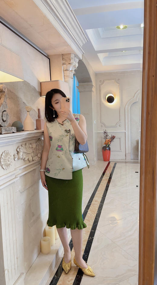 花花团篙端定制手工制作小羊皮鞋，精巧小猫跟鞋，日常舒适好走路，皮质柔软细腻，双色可选，时髦精的必选项，上脚chao享受，优雅好搭👍🏻 商品图4