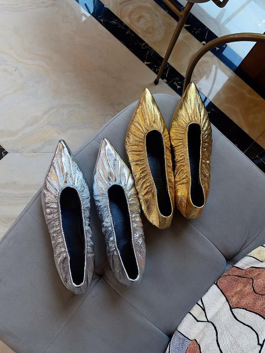 花花团篙端定制手工制作小羊皮鞋，精巧小猫跟鞋，日常舒适好走路，皮质柔软细腻，双色可选，时髦精的必选项，上脚chao享受，优雅好搭👍🏻 商品图6