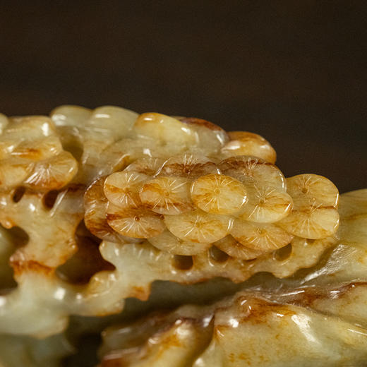 清 玉雕双骏图山子摆件 商品图2