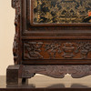 二十世纪 红木镶黑釉描金释迦摩尼瓷板画插屏 商品缩略图3