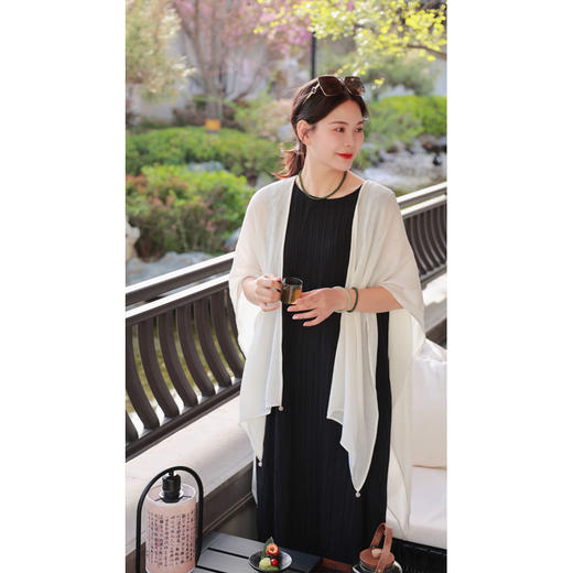 【抖音专属】披肩（23710352-山矾） 商品图3