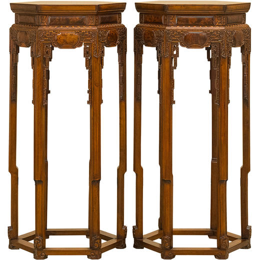 清 黄杨木镶瘿木夔龙纹带托泥六角花几（一对） 商品图5