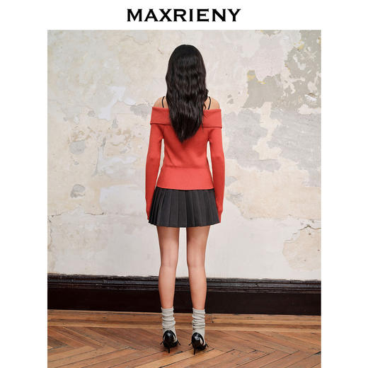 【商场同款】MAXRIENY假两件吊带套头针织23秋冬长袖修身上衣女(货号:MC88SW563) 商品图3