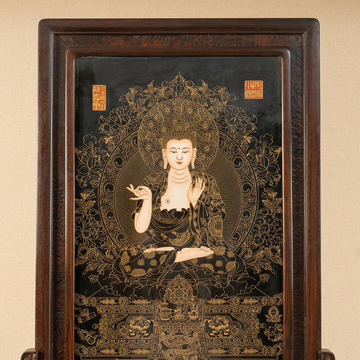 二十世纪 红木镶黑釉描金释迦摩尼瓷板画插屏 商品图2
