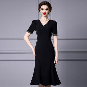 ZL-2296黑色连衣裙高端奢华气质手工钉钻V领包臀鱼尾裙