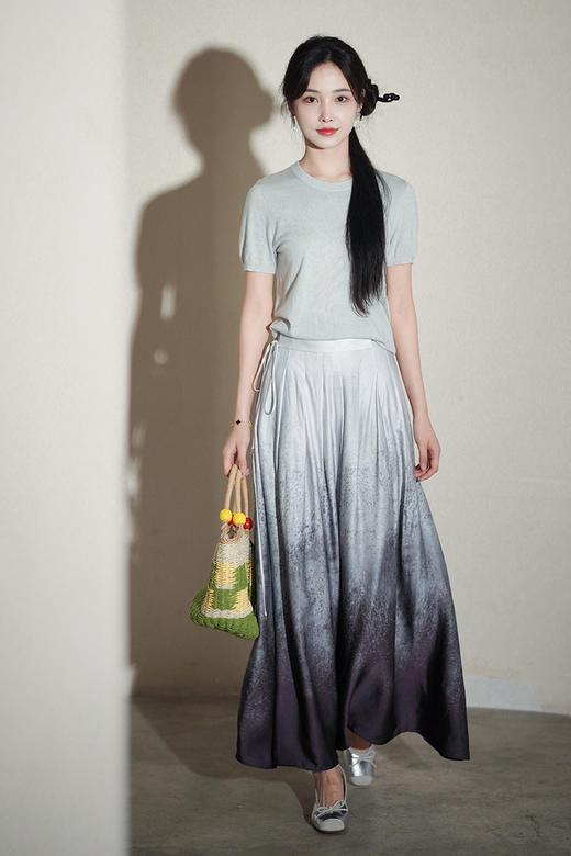 逸红颜明月优选 #『青山套装』山为墨水为镜,春夏松弛禅意 云水蓝套装,山羊绒桑蚕丝羊毛 商品图13