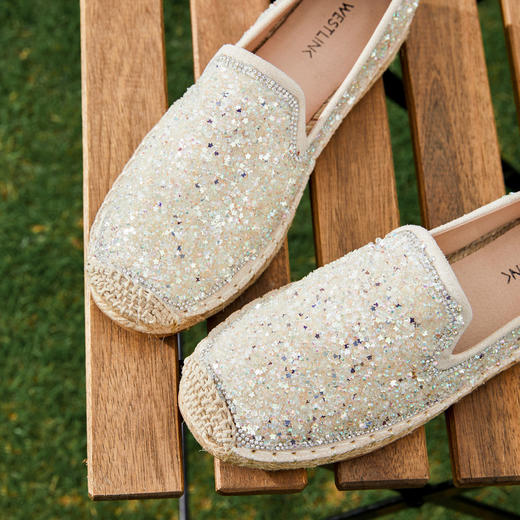 西遇法式渔夫鞋女新款春夏季亮片珍珠晚风配裙子女鞋平底单鞋V1346813 商品图5