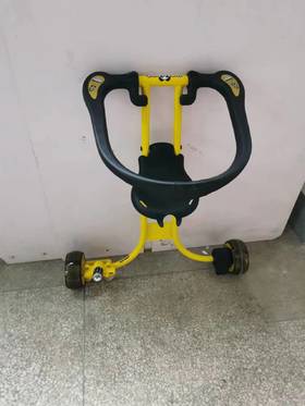 遛娃童车后轮成套组件