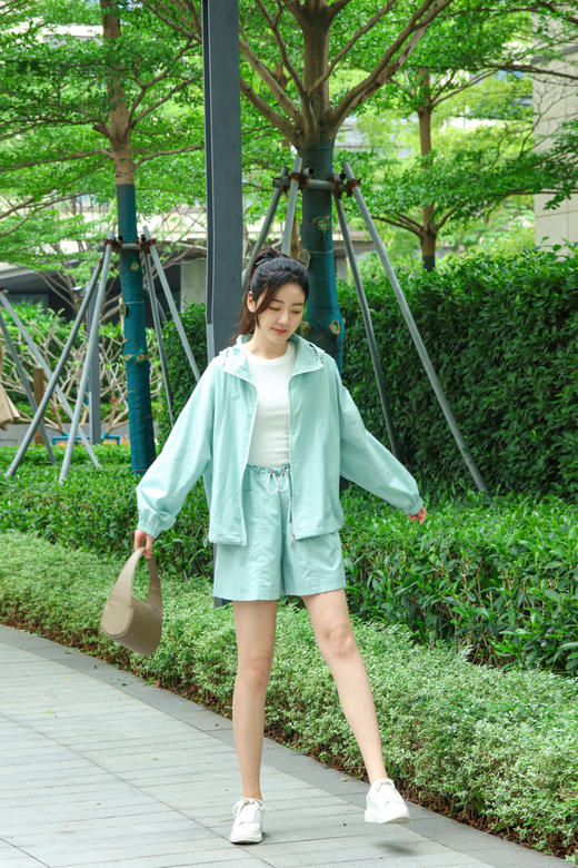 薄荷曼波风休闲套装 商品图1